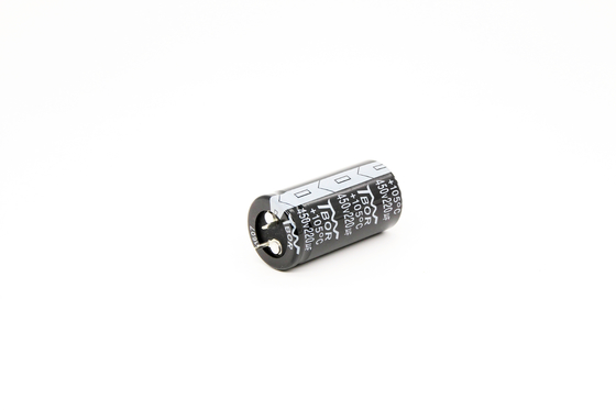 Кнопка 220UF450V в переключая допуске конденсатора 20% электропитания