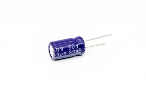 конденсатор ESR миниатюрного конденсатора 33uf50v 6.3x11 высокочастотный низкий алюминиевый