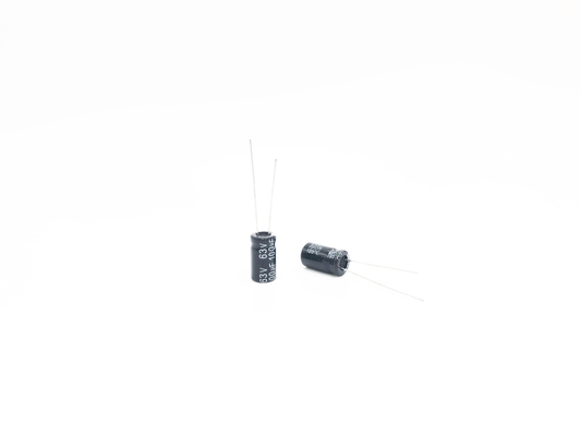 Алюминиевые электролитические конденсаторы 100UF63V 8X14mm
