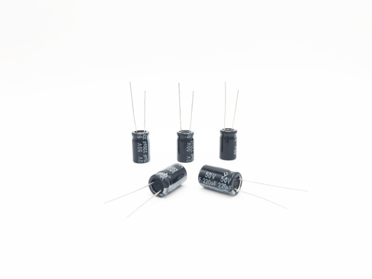 Тип миниатюрного конденсатора 220UF50V 10X17mm радиальный