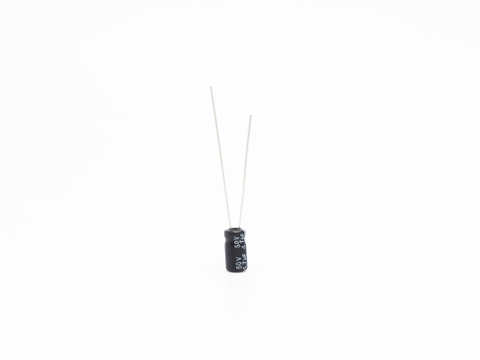 2000 часов нагружают тип конденсатор 4.7UF 50V 5x11mm руководства жизни радиальный
