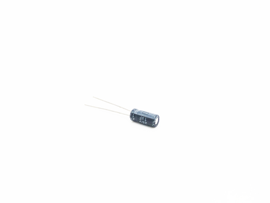 Допуск электролитического конденсатора ISO14001 20% 1UF 25V радиальный