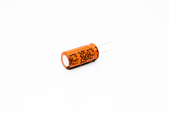 Конденсатор 15uF 250V 10x20mm лампы спасения энергии алюминиевый электролитический
