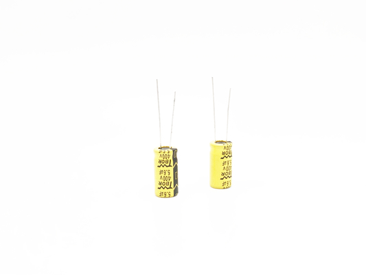 Высокая температура обходит вокруг конденсатор 5.6UF 400V 10x20mm света СИД