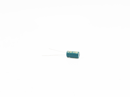 часов конденсатора 4.7UF 250V низкие ESR 6.3x12MM радиальные электролитические 5000 нагружают жизнь