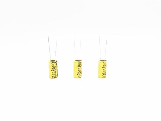Температура ISO9001 конденсатора света СИД 56UF 63V 8X12MM широкая