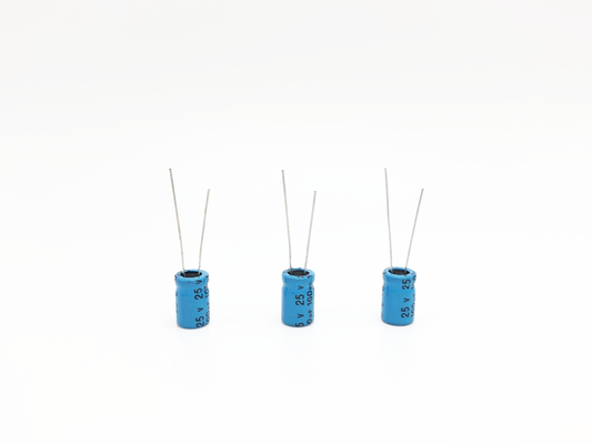 конденсатор 8x12mm Amp автомобиля 220uF25V для цепей реверсирования полярности